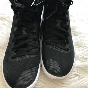 NIKE HIGH TOPS   HYPER DUNKS👟🏀